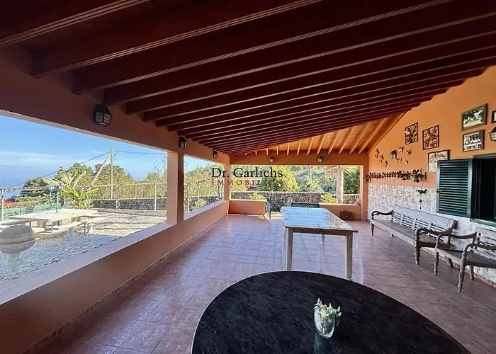 فيلة Tropical Paradice